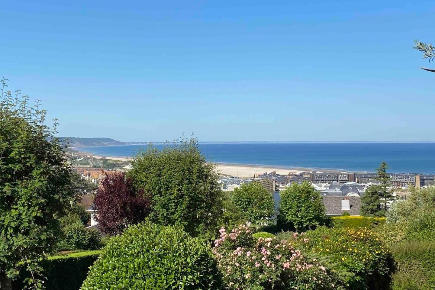 Appartement Avec Terrasse Vue Mer Trouville Sur Mer Exterior foto